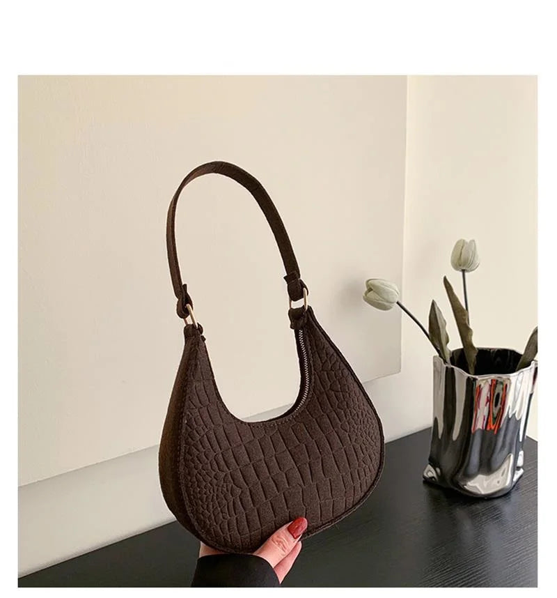 Pure Felt Leisure Unterarm-Satteltasche „Crescent“