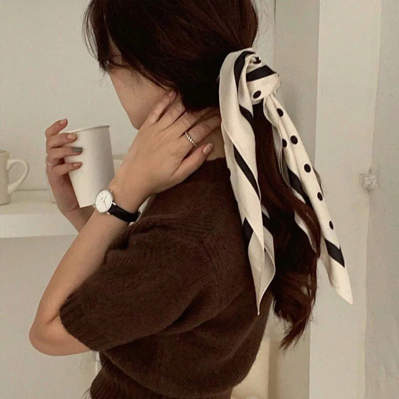 2025 New Spring Square Neck Scarf