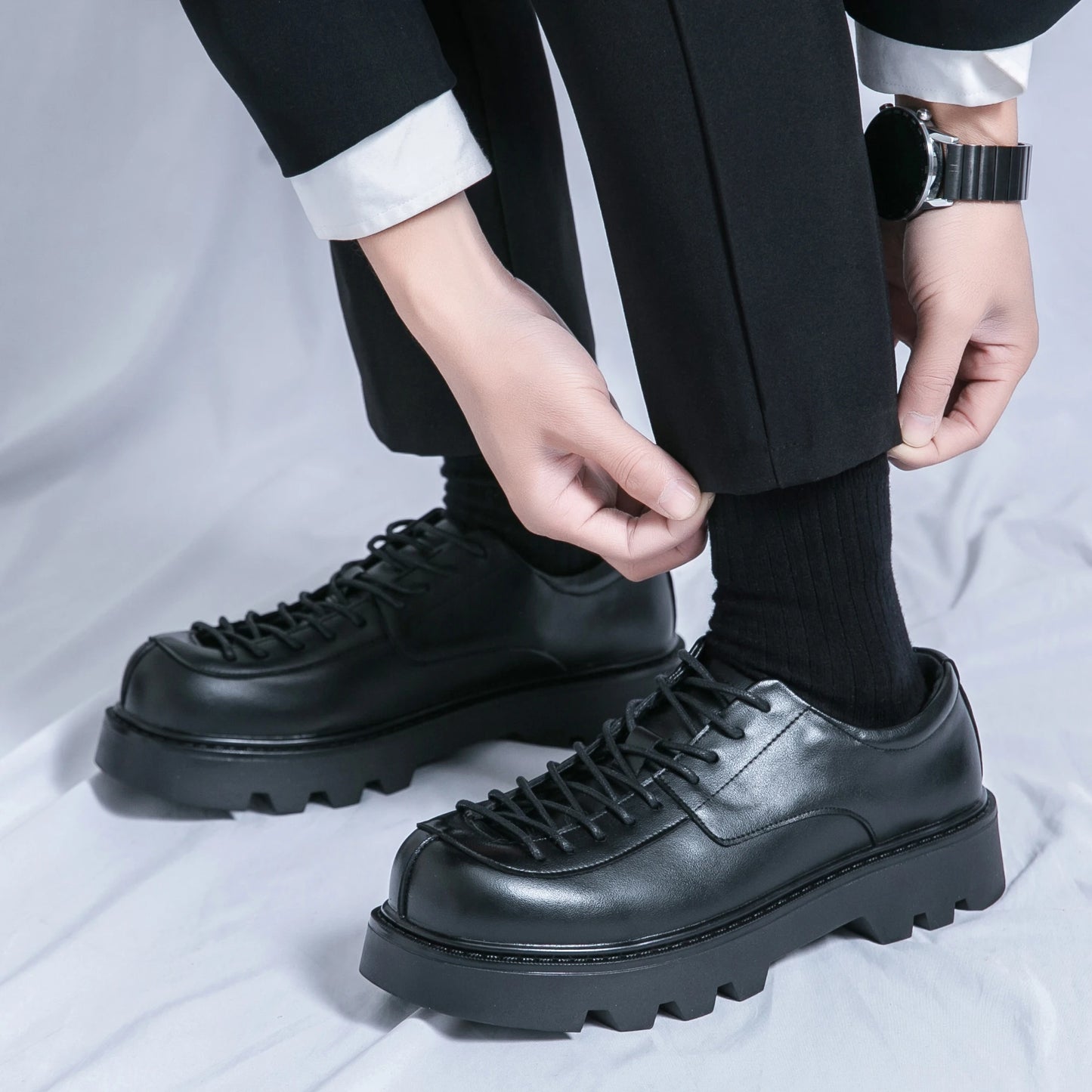 Handgefertigte hochwertige Schuhe aus echtem Leder für Herren