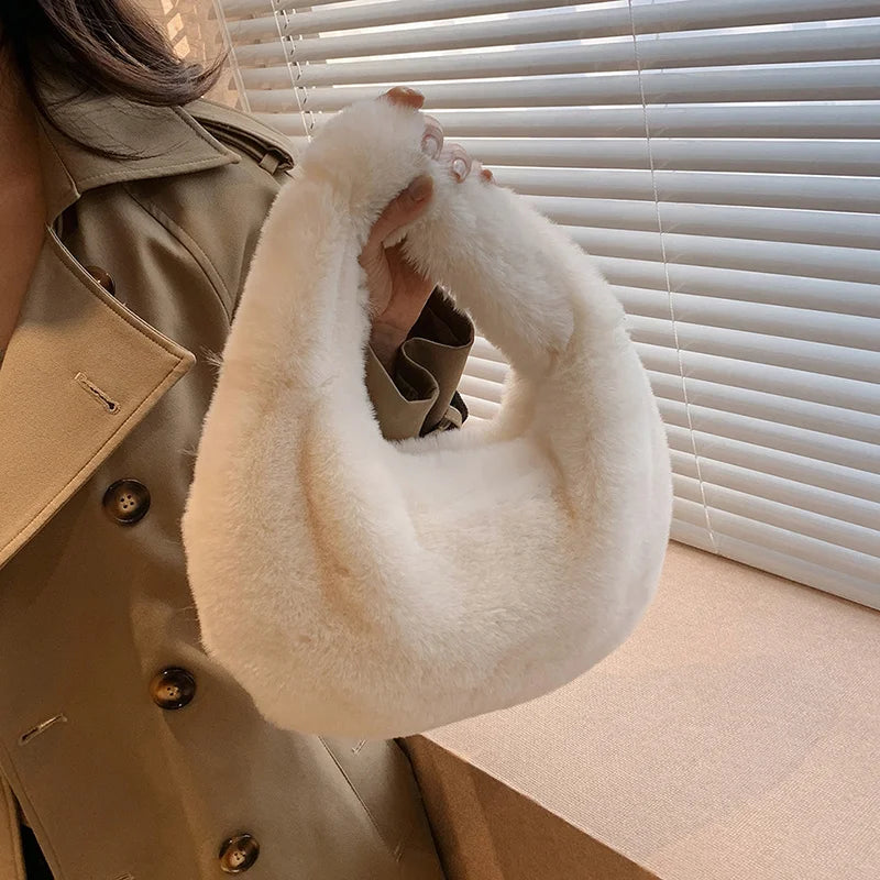 Einfarbig Plüsch Knödel Tasche Einfache Stil Nischen Design Kunstpelz