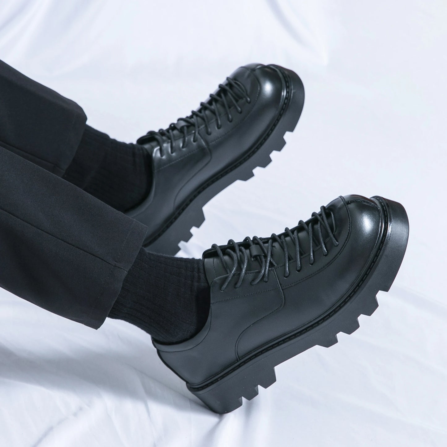Handgefertigte hochwertige Schuhe aus echtem Leder für Herren