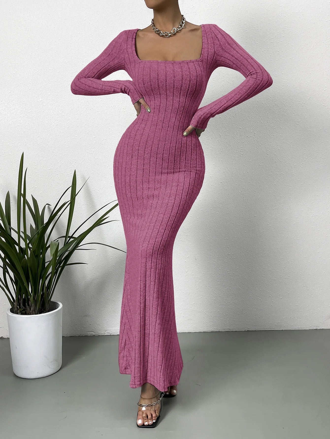 Mature Low Line Neck Cut Solid Color Slim-fit All-match Long-sleeved Dress