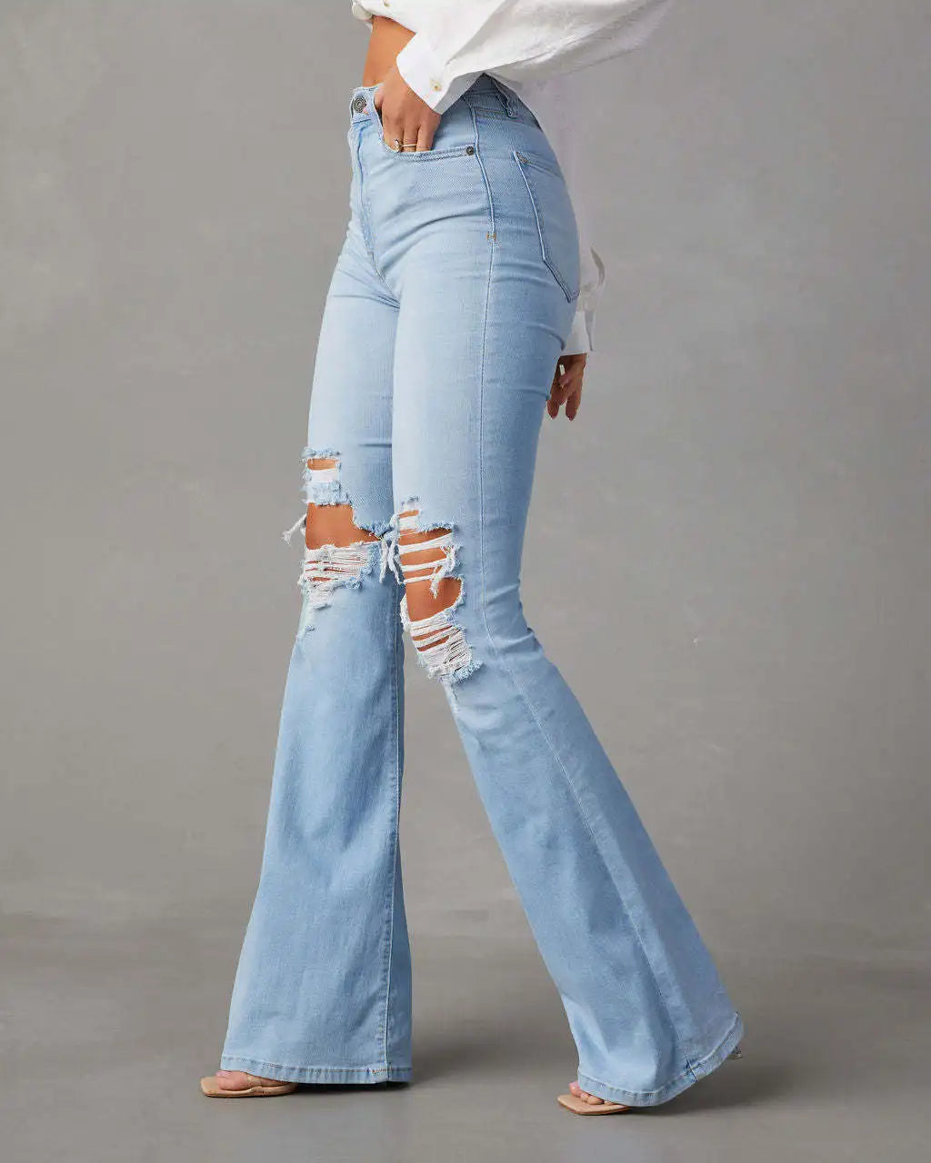 Schlanke Jeanshose mit Lochmuster und hoher Taille für Damen