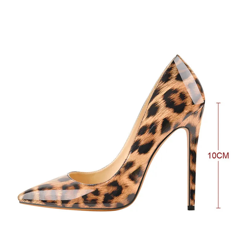 Damen Pumps mit spitzer Spitze und schmalem Absatz