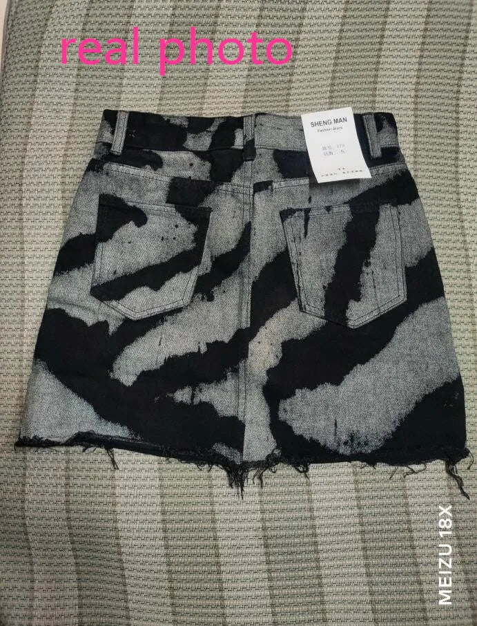 Jeans-Miniröcke mit hoher Taille und personalisiertem Muster