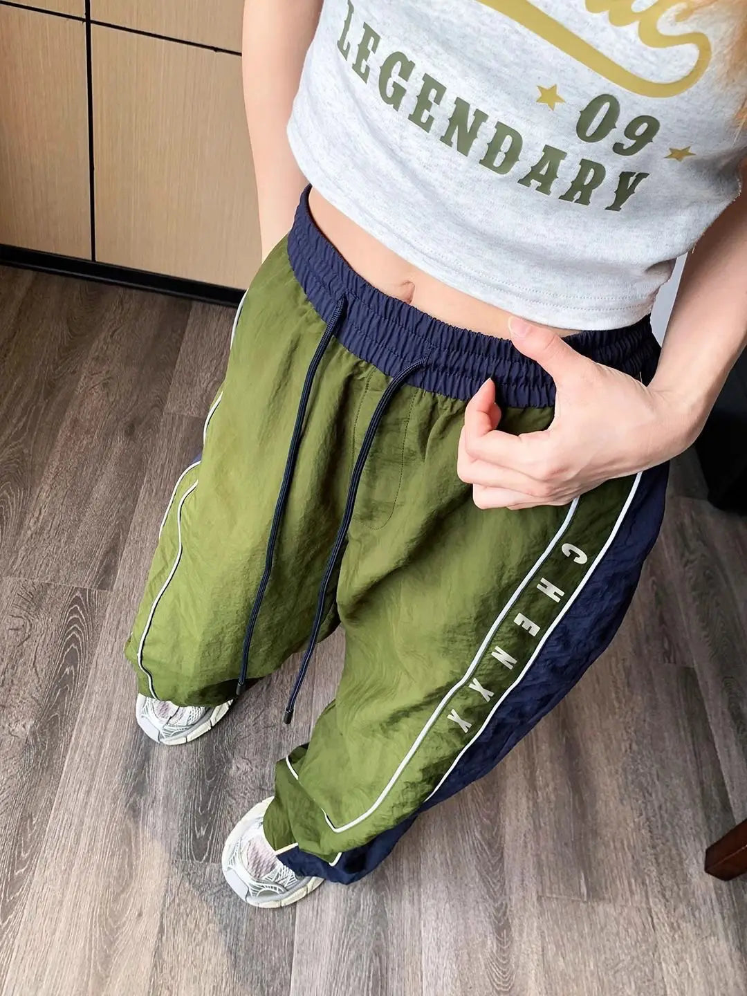Tech-Fashion-Hose mit übergroßen Taschen