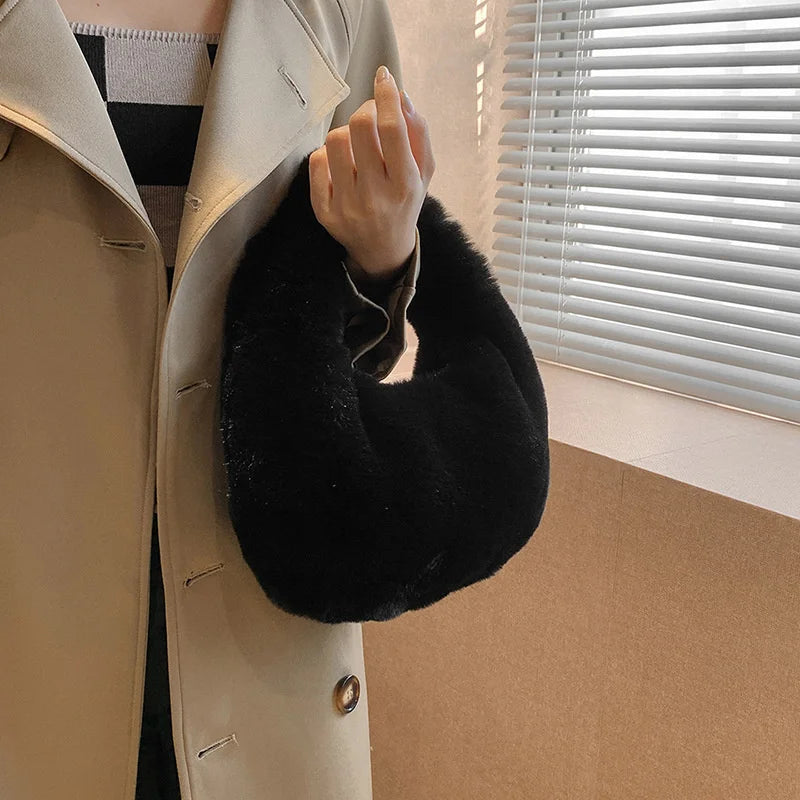 Einfarbig Plüsch Knödel Tasche Einfache Stil Nischen Design Kunstpelz