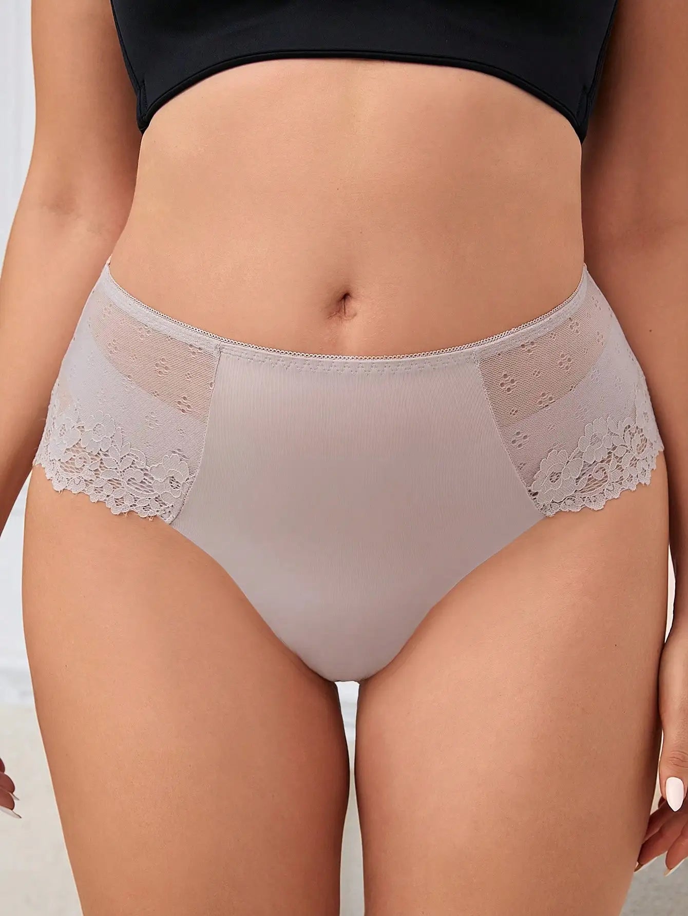 Women's Bing Silk Patchwork Lace Design Suitable Underwear