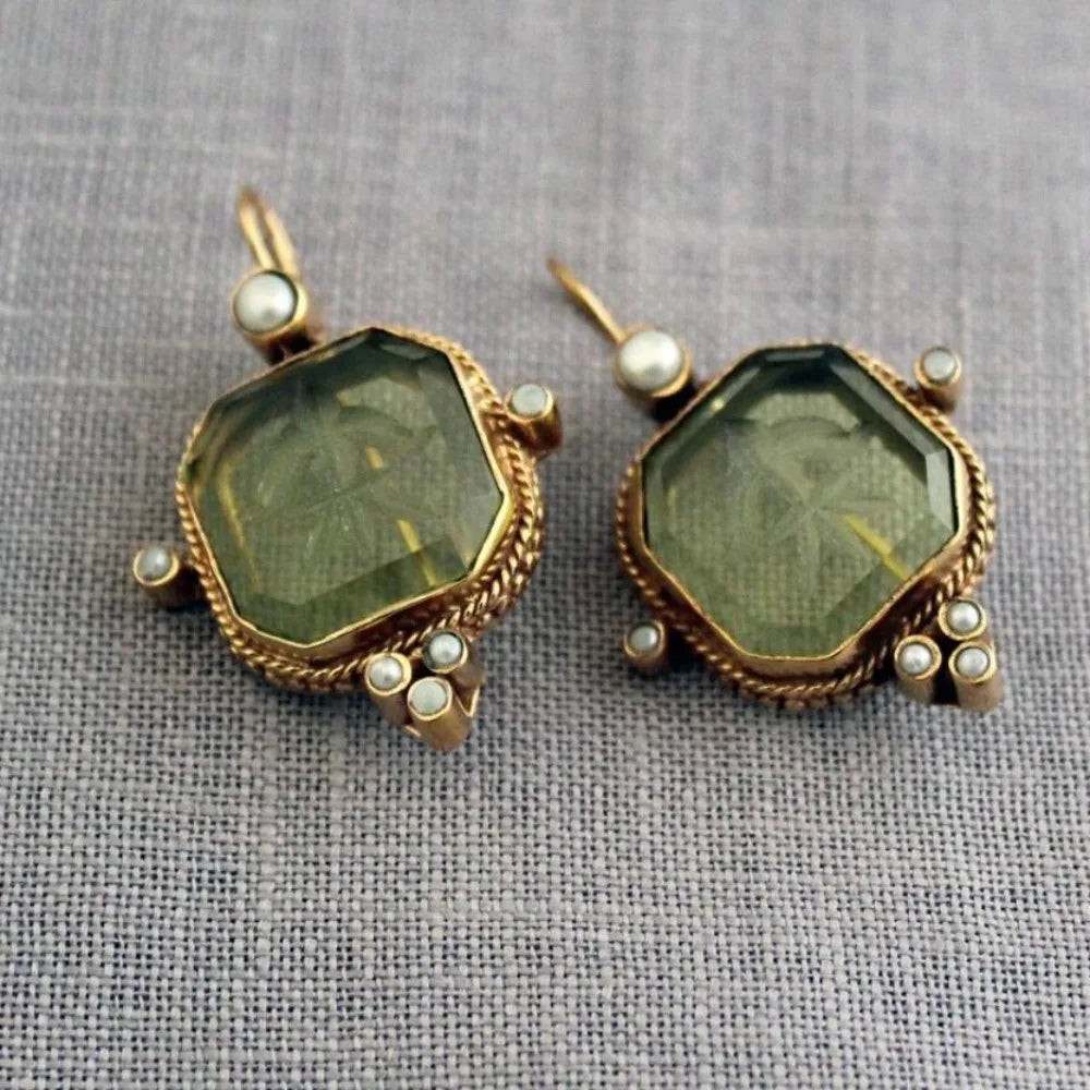 New Fashion Retro Style Round Green Carving Crystal Stone Pearls Dangle Earrings