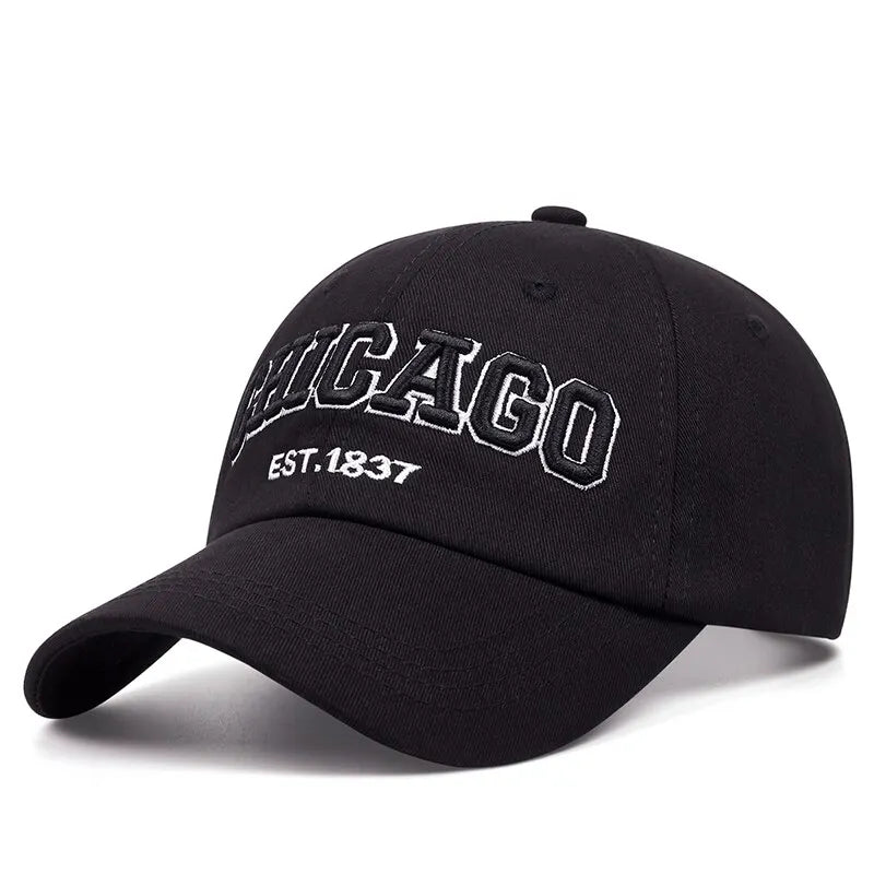 Baseballkappe mit neuem Buchstaben „CHICAGO“