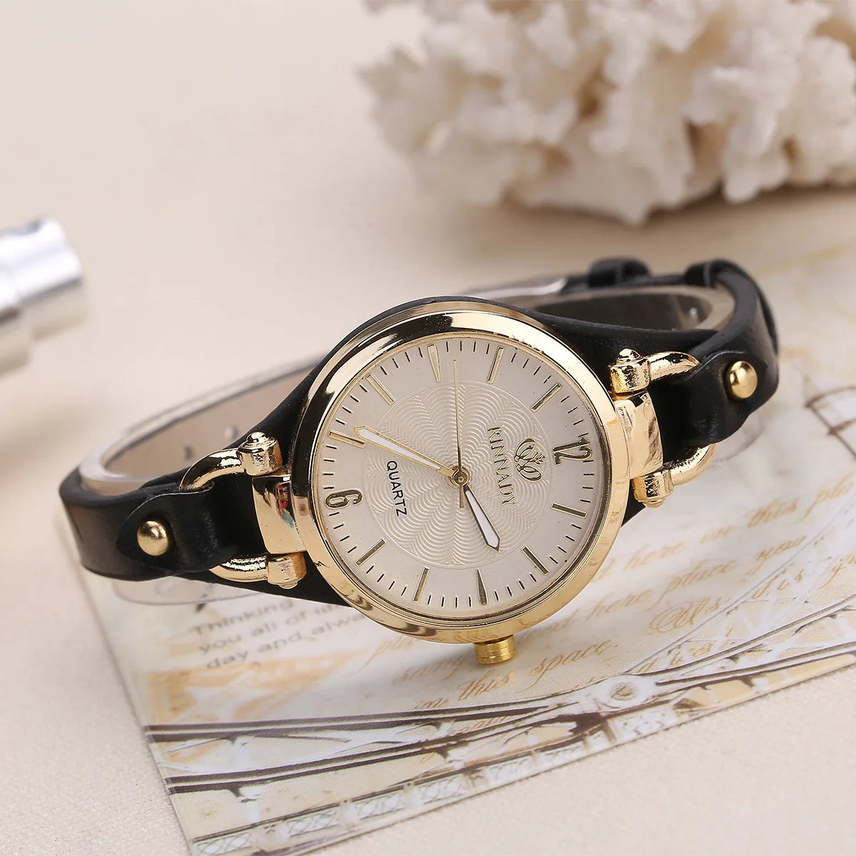 High Quality Women Leather Strap Quartz Watches