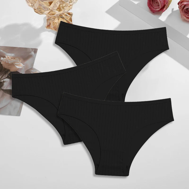 Women's Breathable Low Waist Briefs Solid Underwear