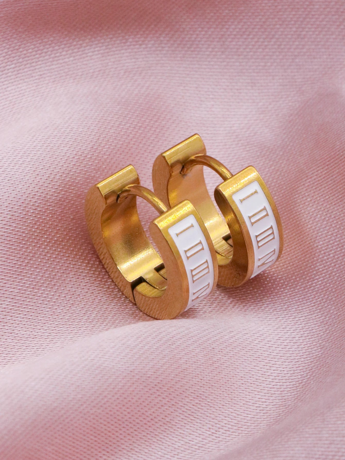 New Vintage Drip Glue Roman Digital Earrings