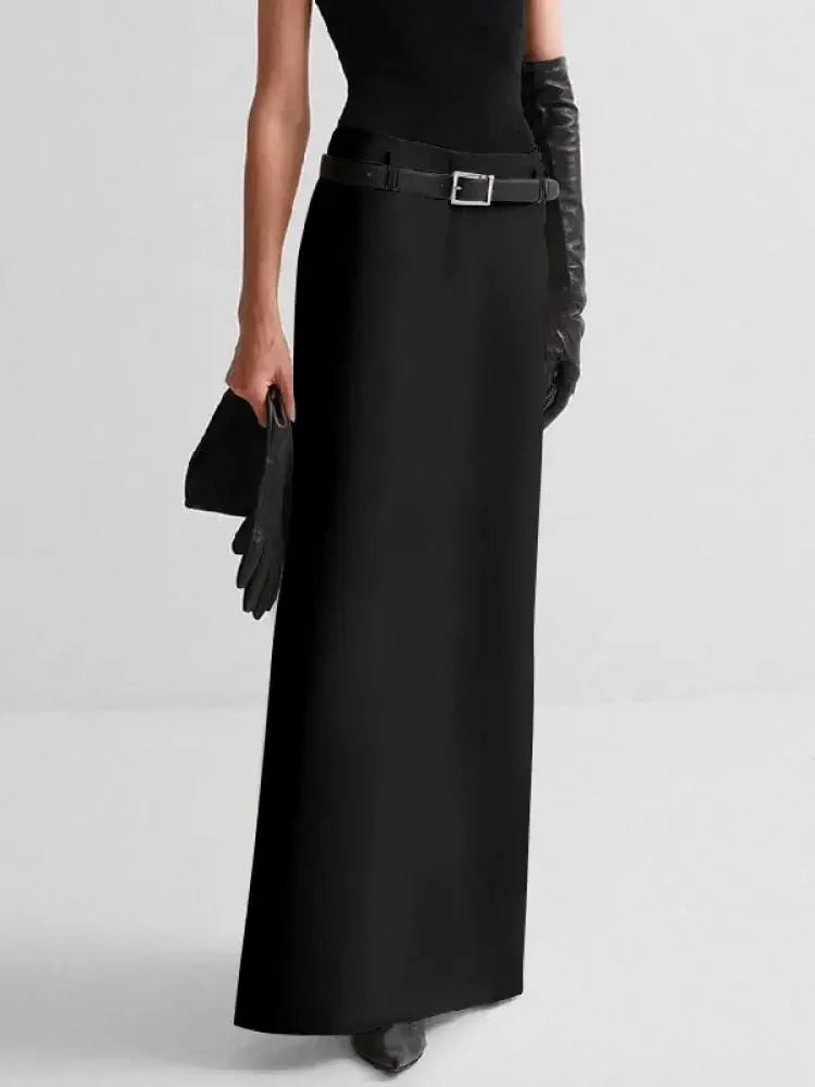 Stilvolle schwarze, weiße elegante gerade Röcke