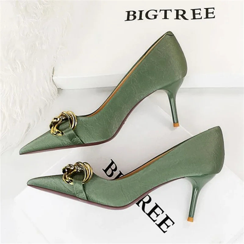 Women's Fashion Nude Metal Buckle Pumps High-Heels