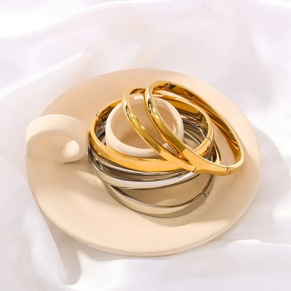 New Minimalist Stainless Steel Pure Gold Plated Plain Pattern Bracelet