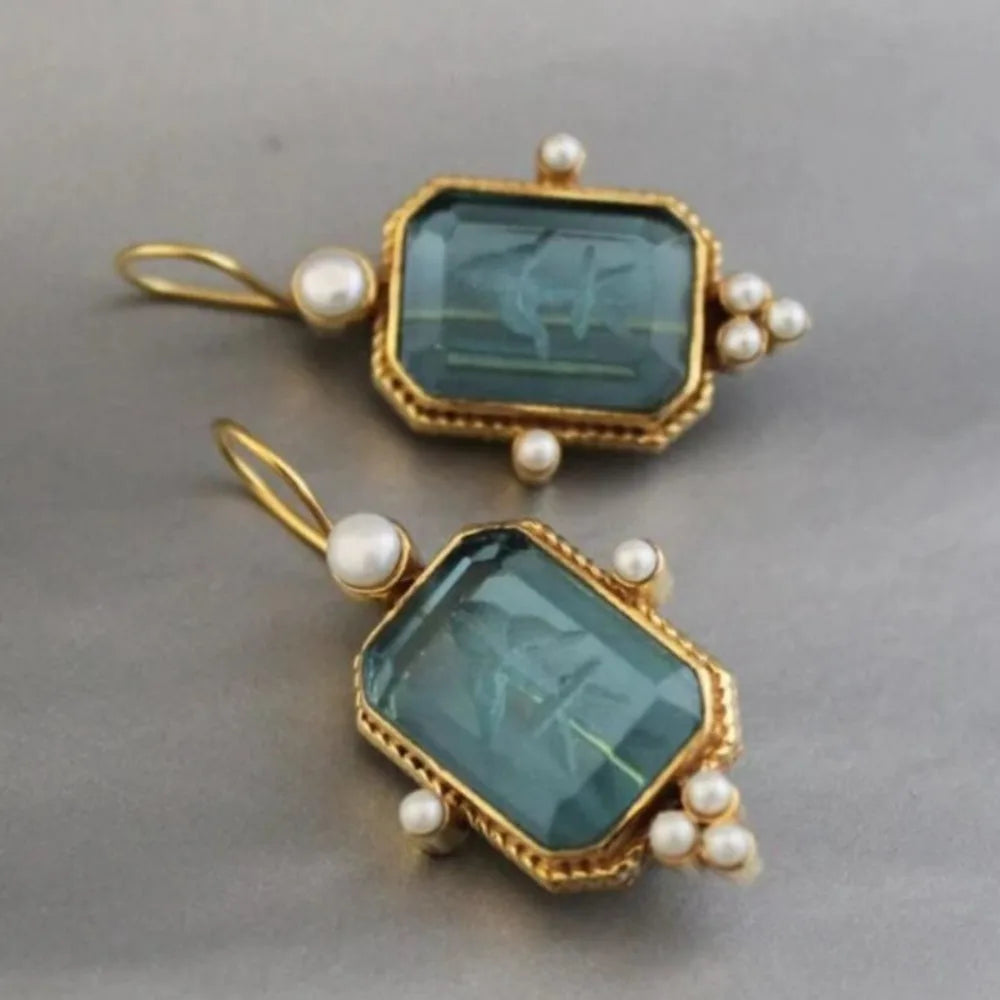 New Fashion Retro Style Round Green Carving Crystal Stone Pearls Dangle Earrings