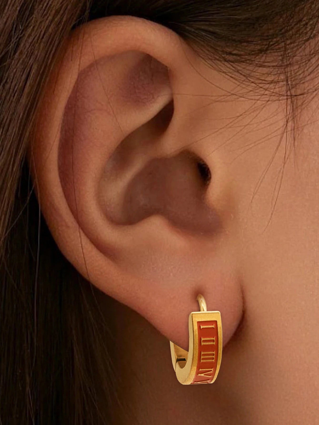New Vintage Drip Glue Roman Digital Earrings