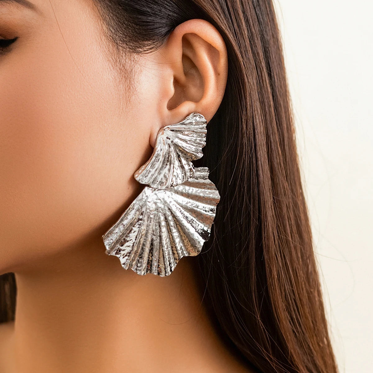 New Trendy Classic Ginkgo Leaf Pendant Earrings
