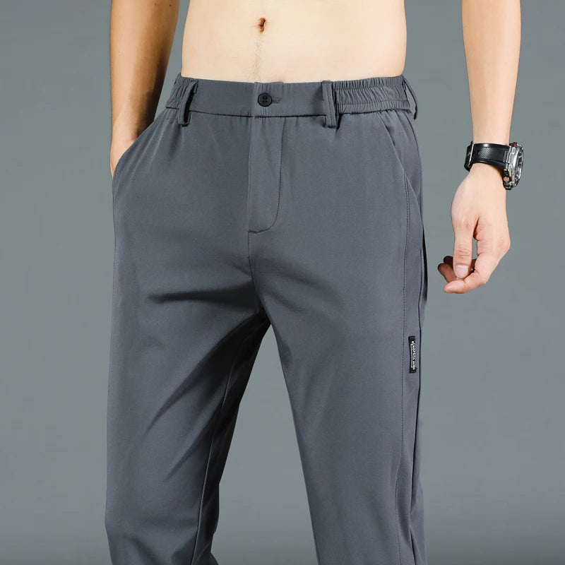 Neue dünne Stretchhose aus Eisseide für den Sommer