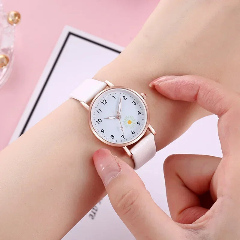 New Women Luminous Retro Watch