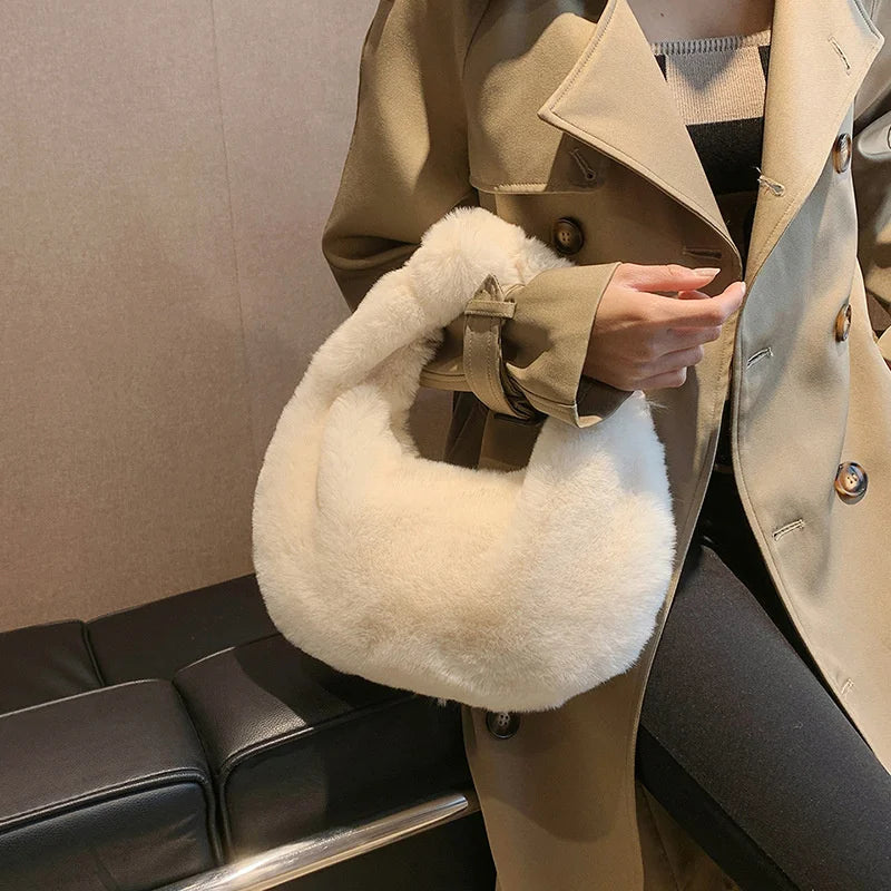 Einfarbig Plüsch Knödel Tasche Einfache Stil Nischen Design Kunstpelz