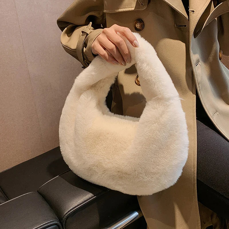 Einfarbig Plüsch Knödel Tasche Einfache Stil Nischen Design Kunstpelz