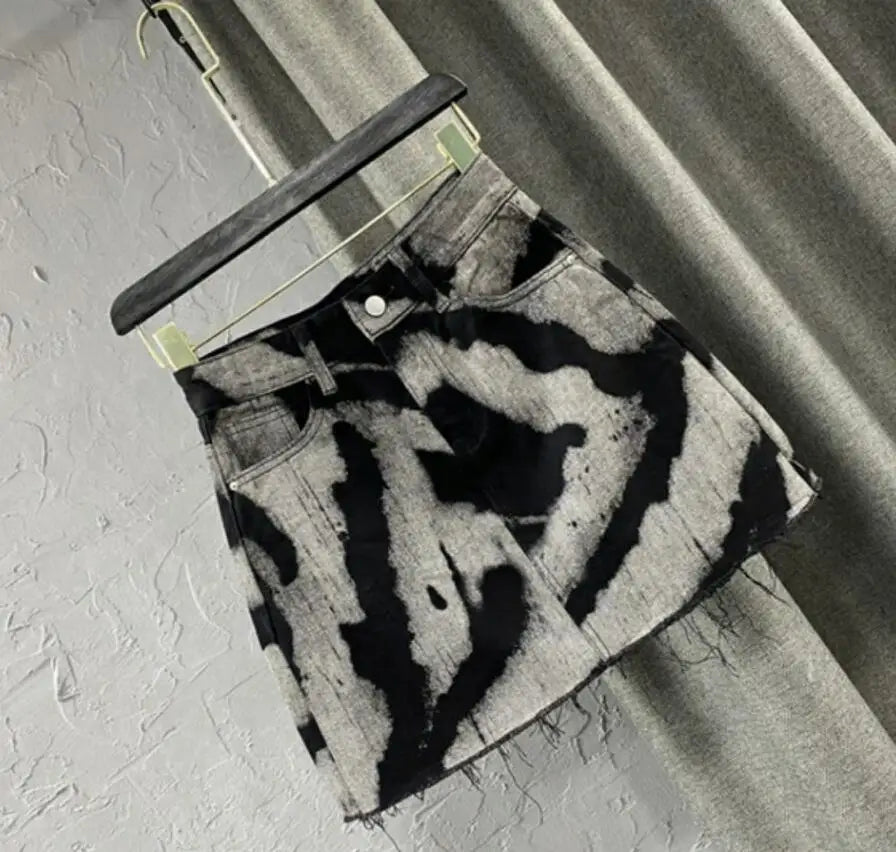 Jeans-Miniröcke mit hoher Taille und personalisiertem Muster