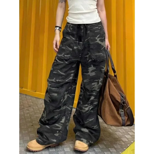 Deeptown Vintage Übergroße Camouflage Cargohose