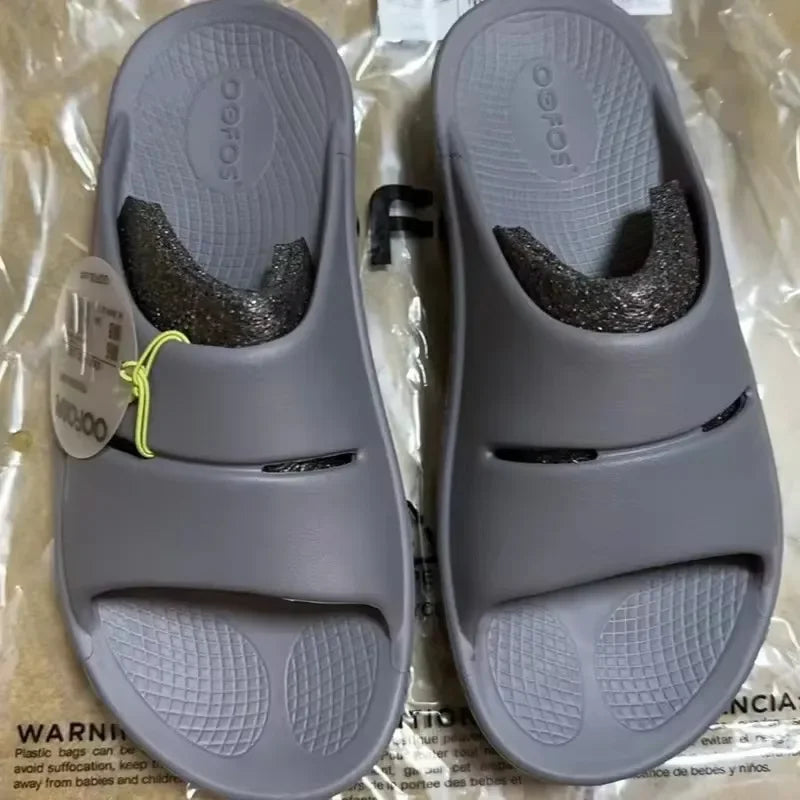 Herren Sandalen mit weicher Sohle für den Innen- und Außenbereich