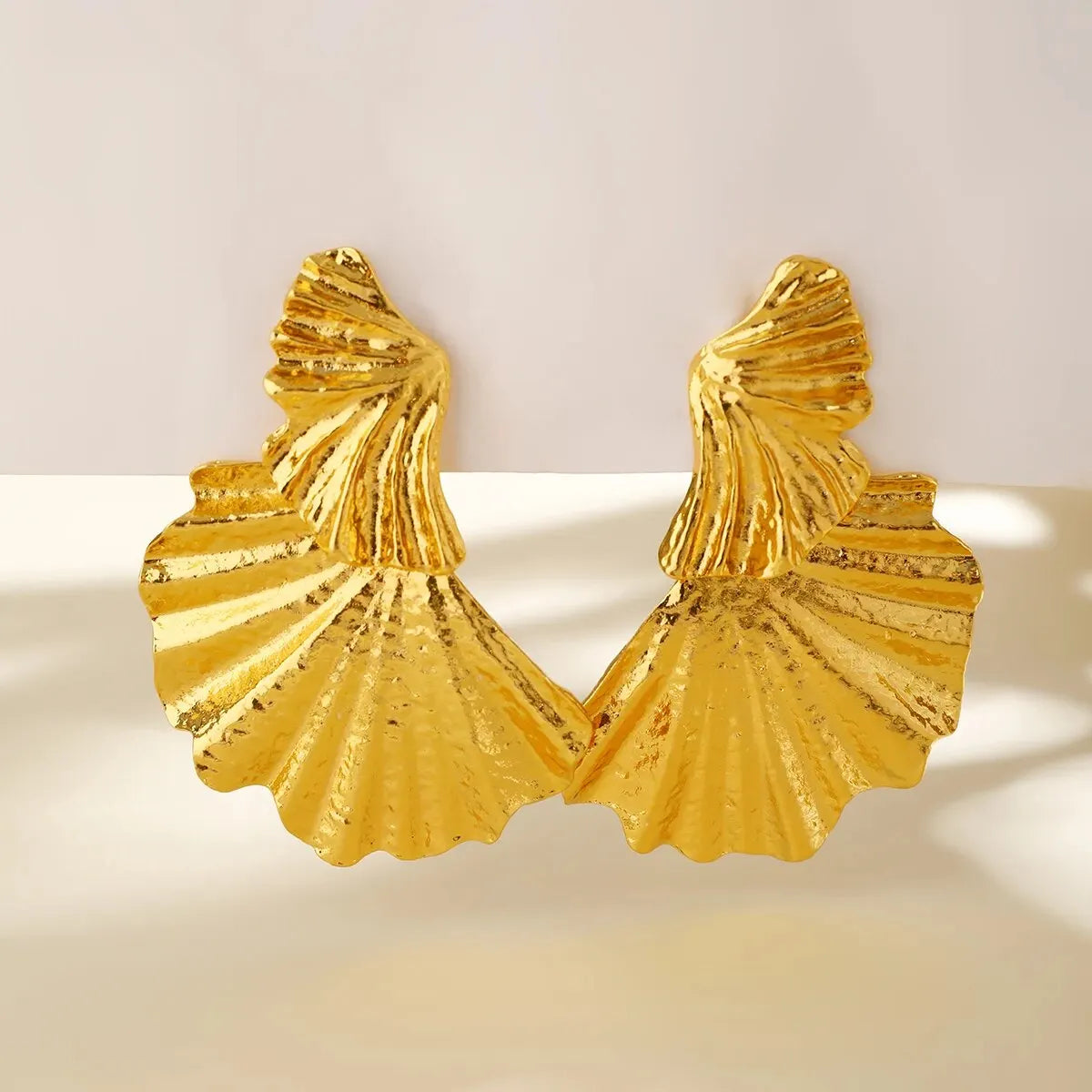 New Trendy Classic Ginkgo Leaf Pendant Earrings