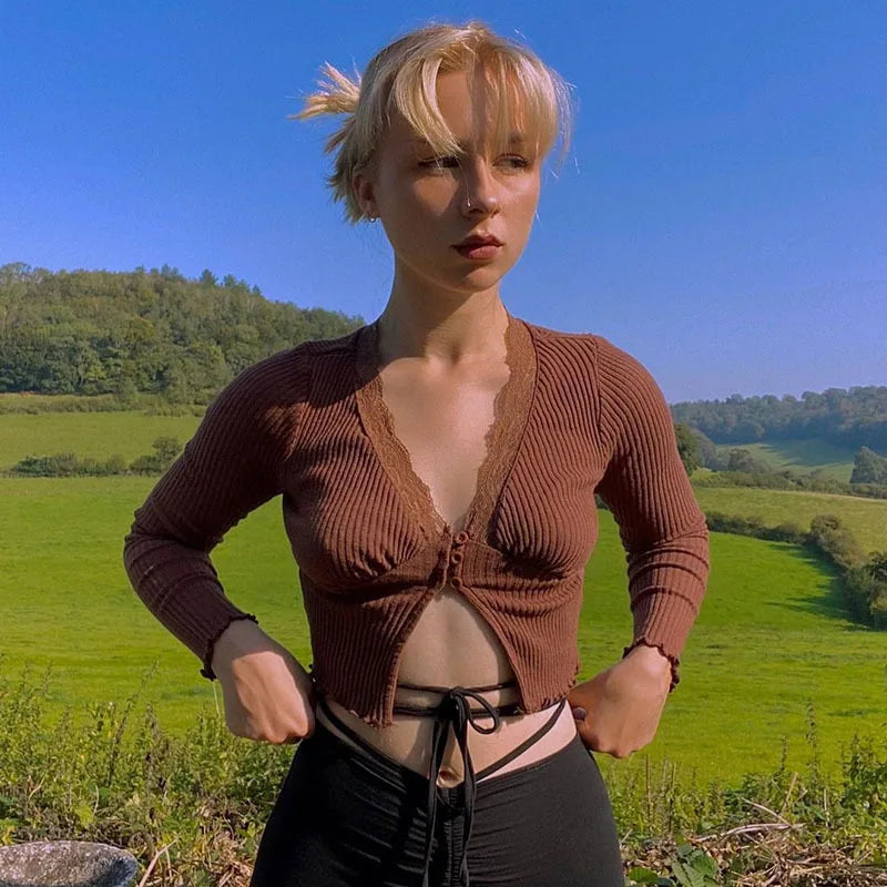 Strickjacke mit Holzohrkantenstreifen und langen Ärmeln