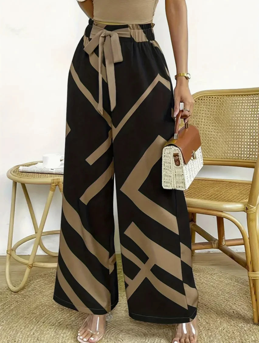 Hose mit weitem Bein und geometrischem Muster