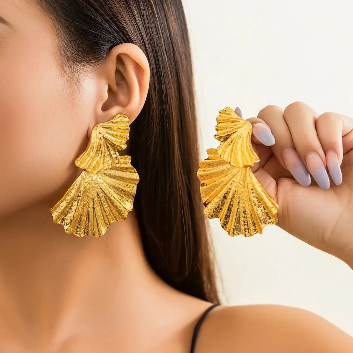 New Trendy Classic Ginkgo Leaf Pendant Earrings