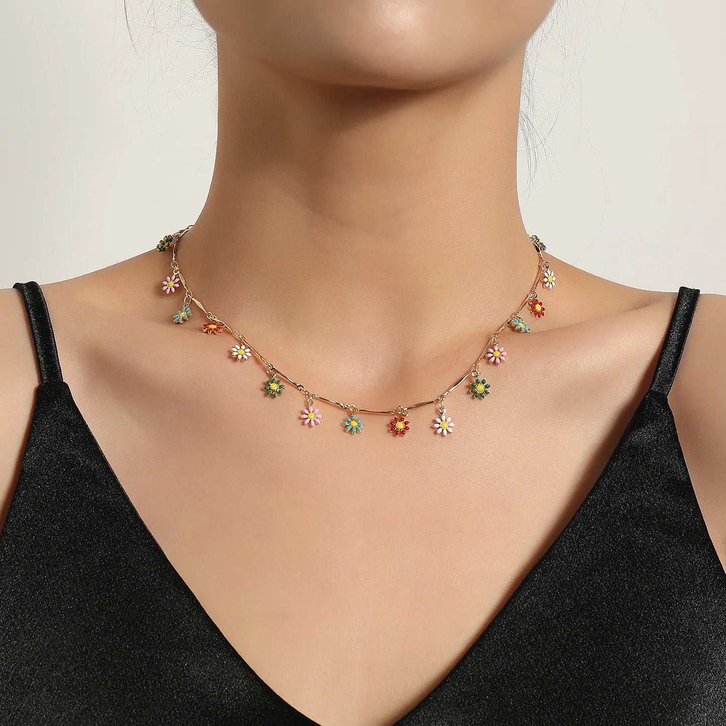 New Double Layer Daisy Flower Clavicle Necklace