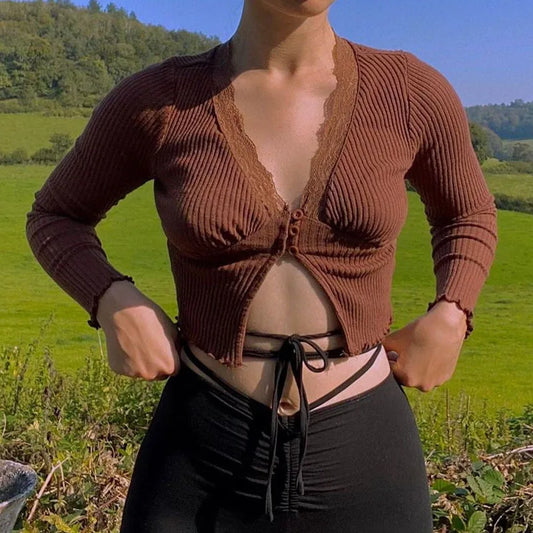 Strickjacke mit Holzohrkantenstreifen und langen Ärmeln