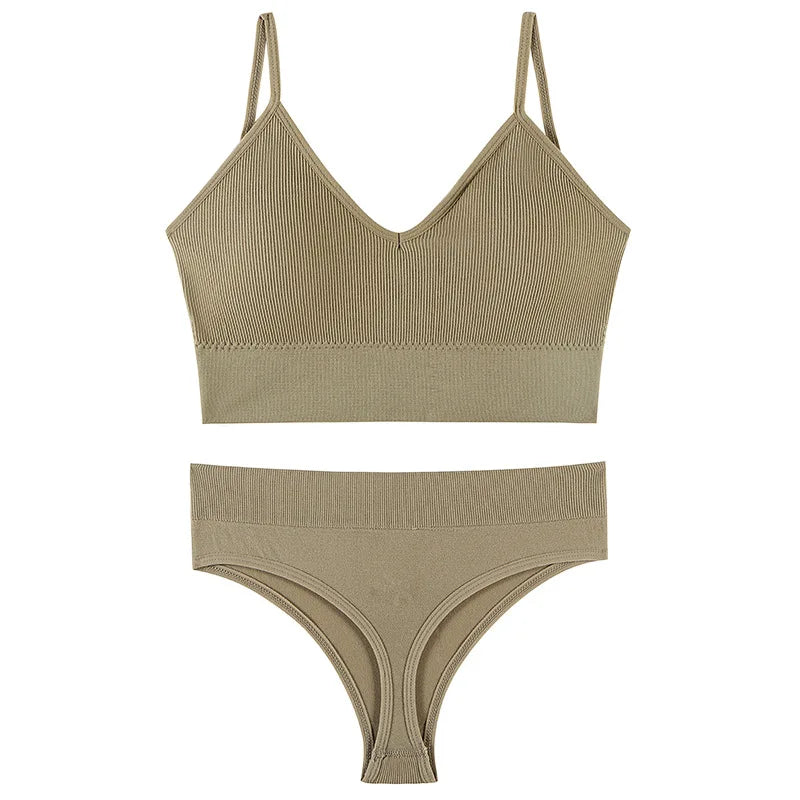 New Women Seamless Bra Set